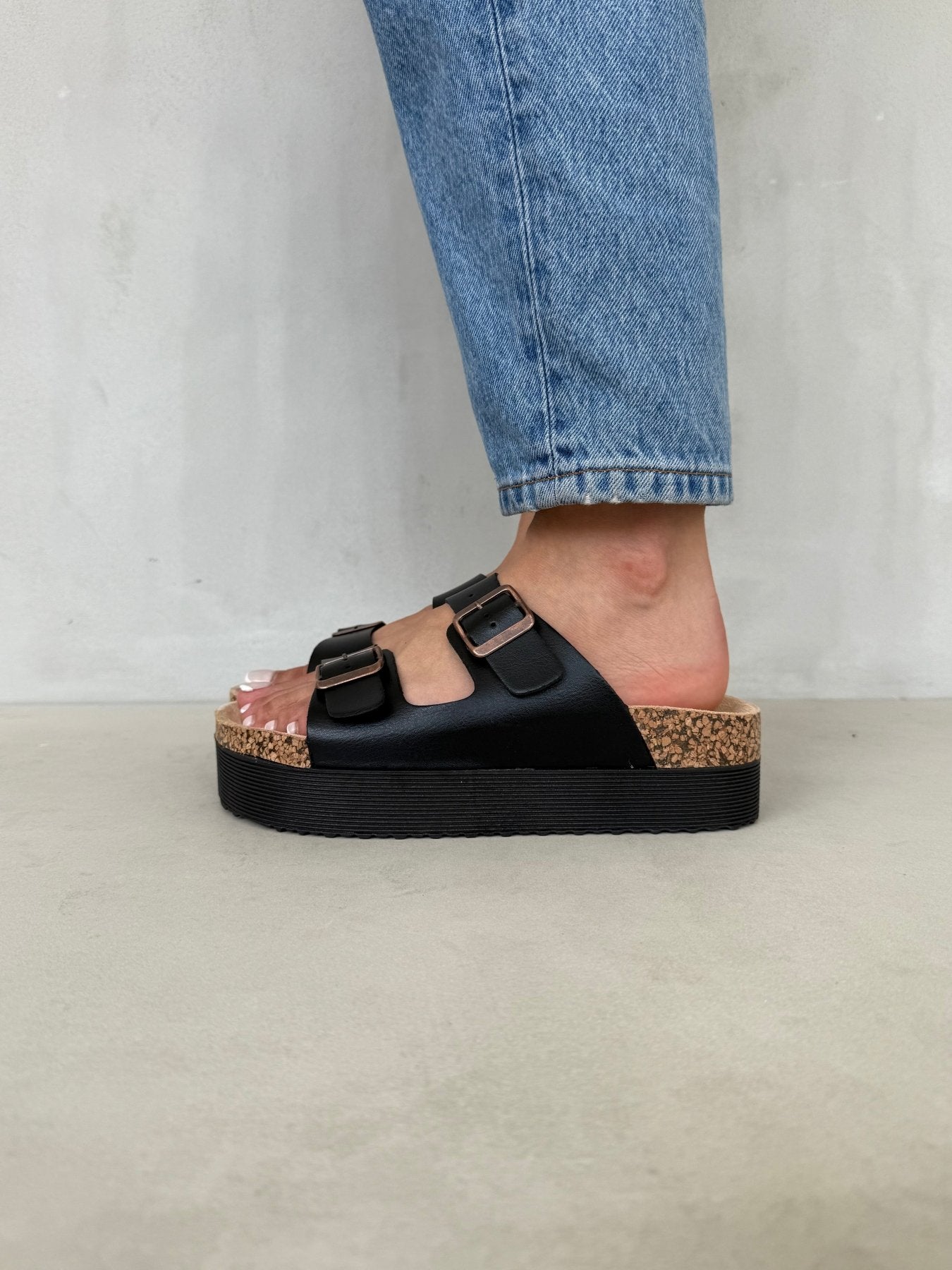 Sandalias Negras Yute Plataforma 14281 Doble Correa con Hebilla Casual de mujer Zoé Brand Costa Rica