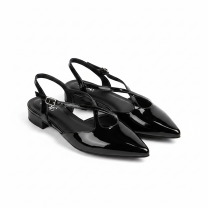 Tacones Negro Charol 15082 Tacón Bajo Punta Fina Slingback de mujer Zoé Brand Costa Rica