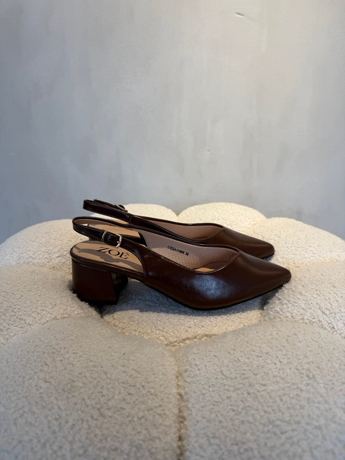 15090 Tacones Coffee - ZOÉ BRAND 2026 charol clásico