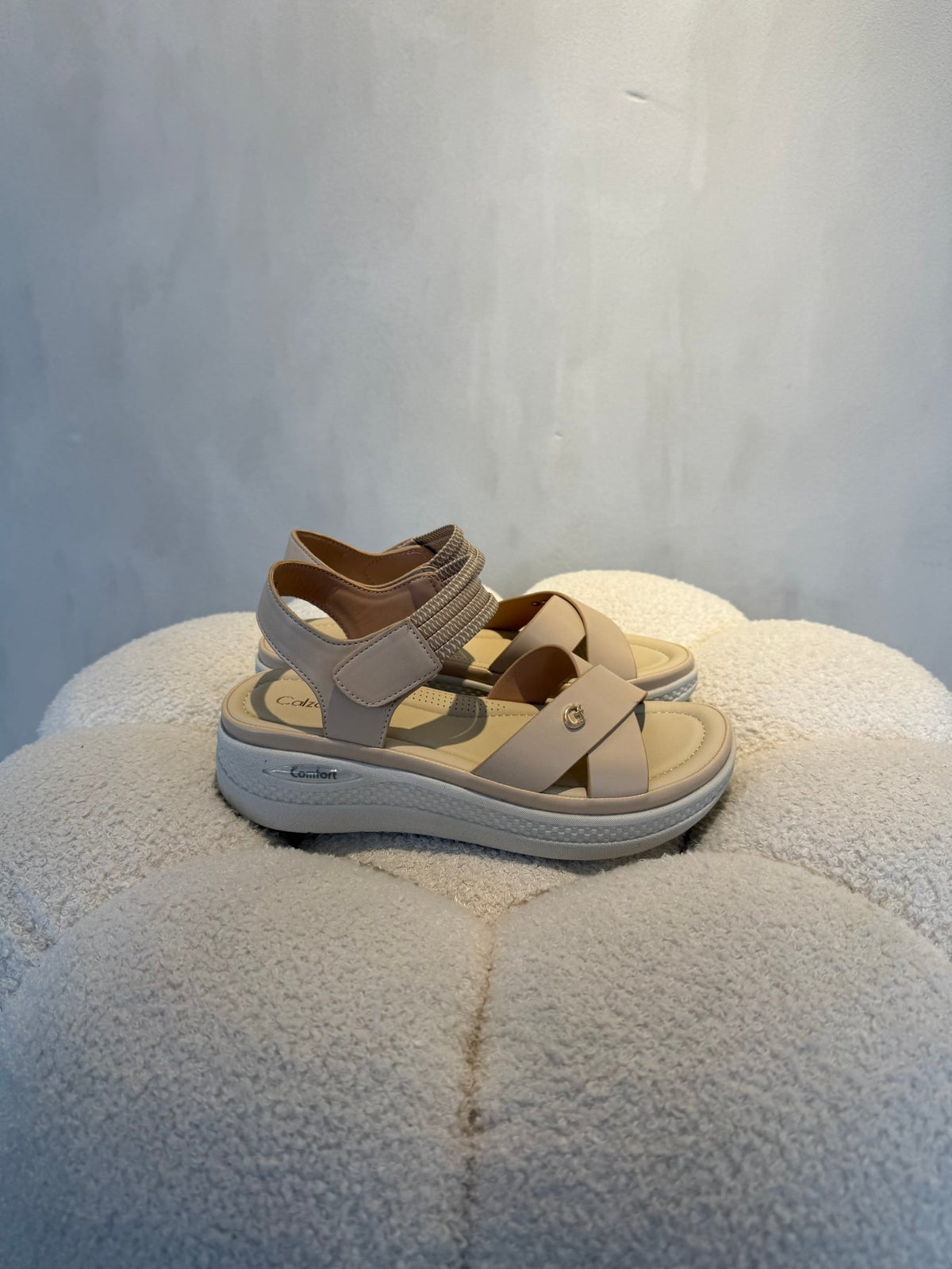 15107 Sandalias Beige - ZOÉ BRAND 2026 beige chancletas