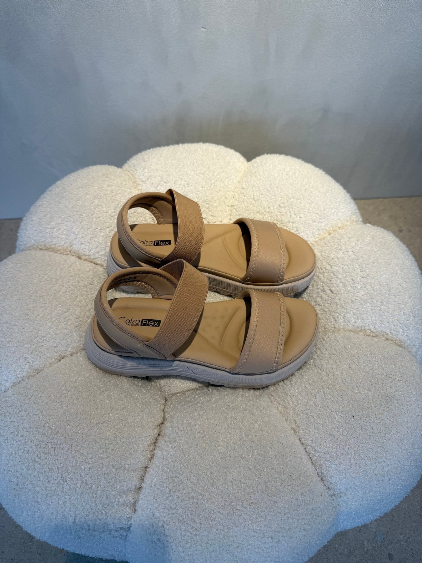 15118 Sandalias Beige - ZOÉ BRAND 2026 beige chancletas