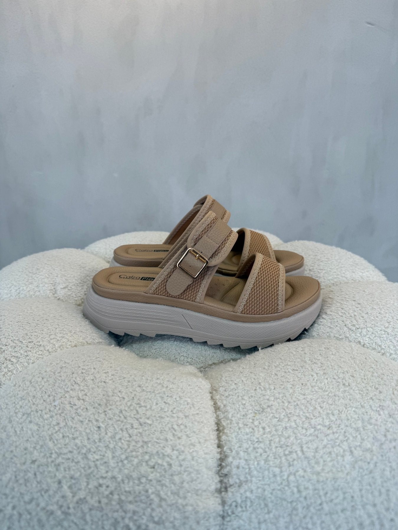 15120 Sandalias Beige - ZOÉ BRAND