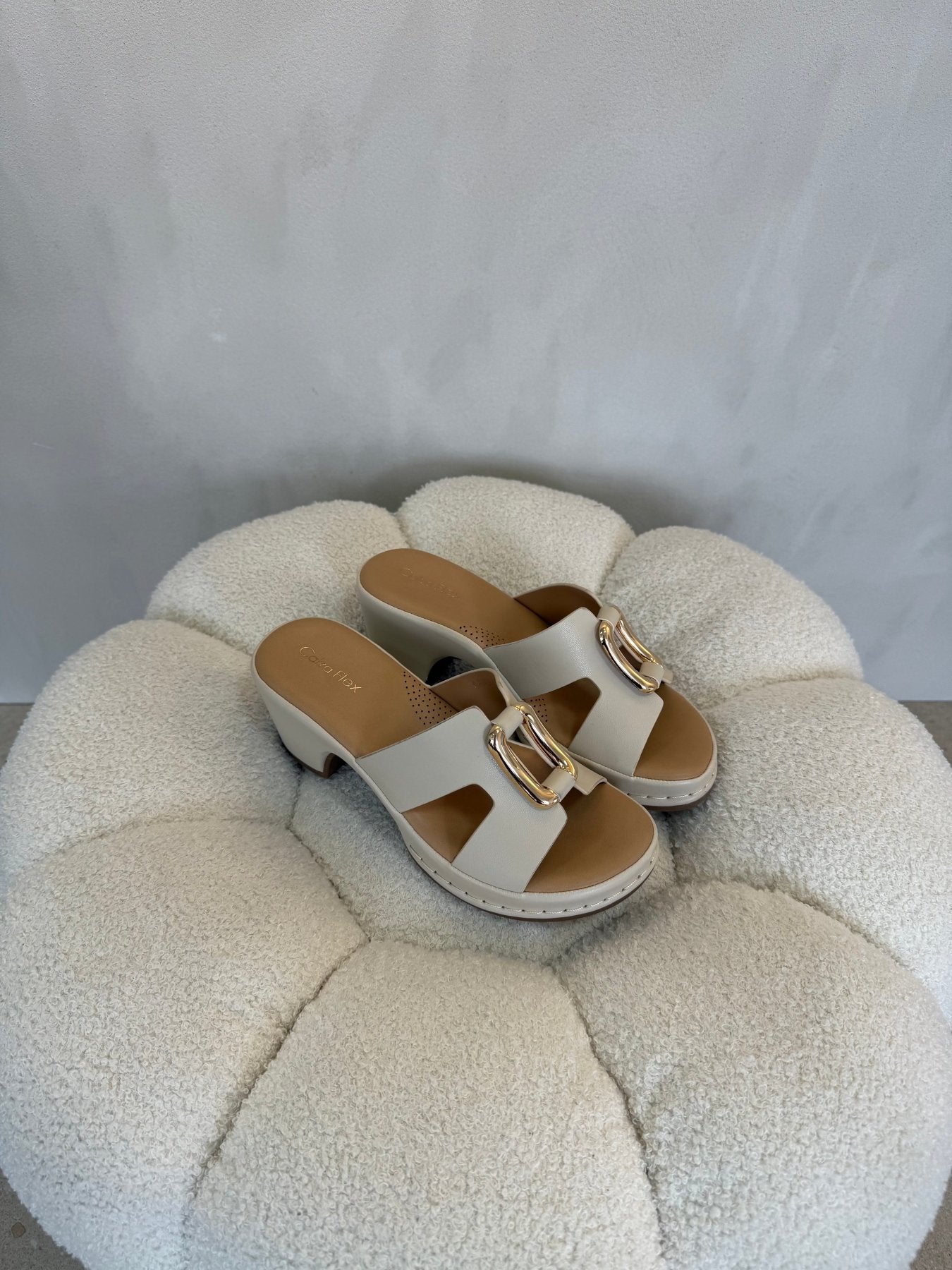 15124 Sandalias Beige - ZOÉ BRAND