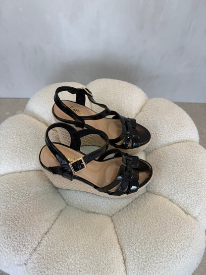 15135 Sandalias Black Patent - ZOÉ BRAND