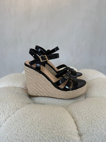 15135 Sandalias Black Patent - ZOÉ BRAND