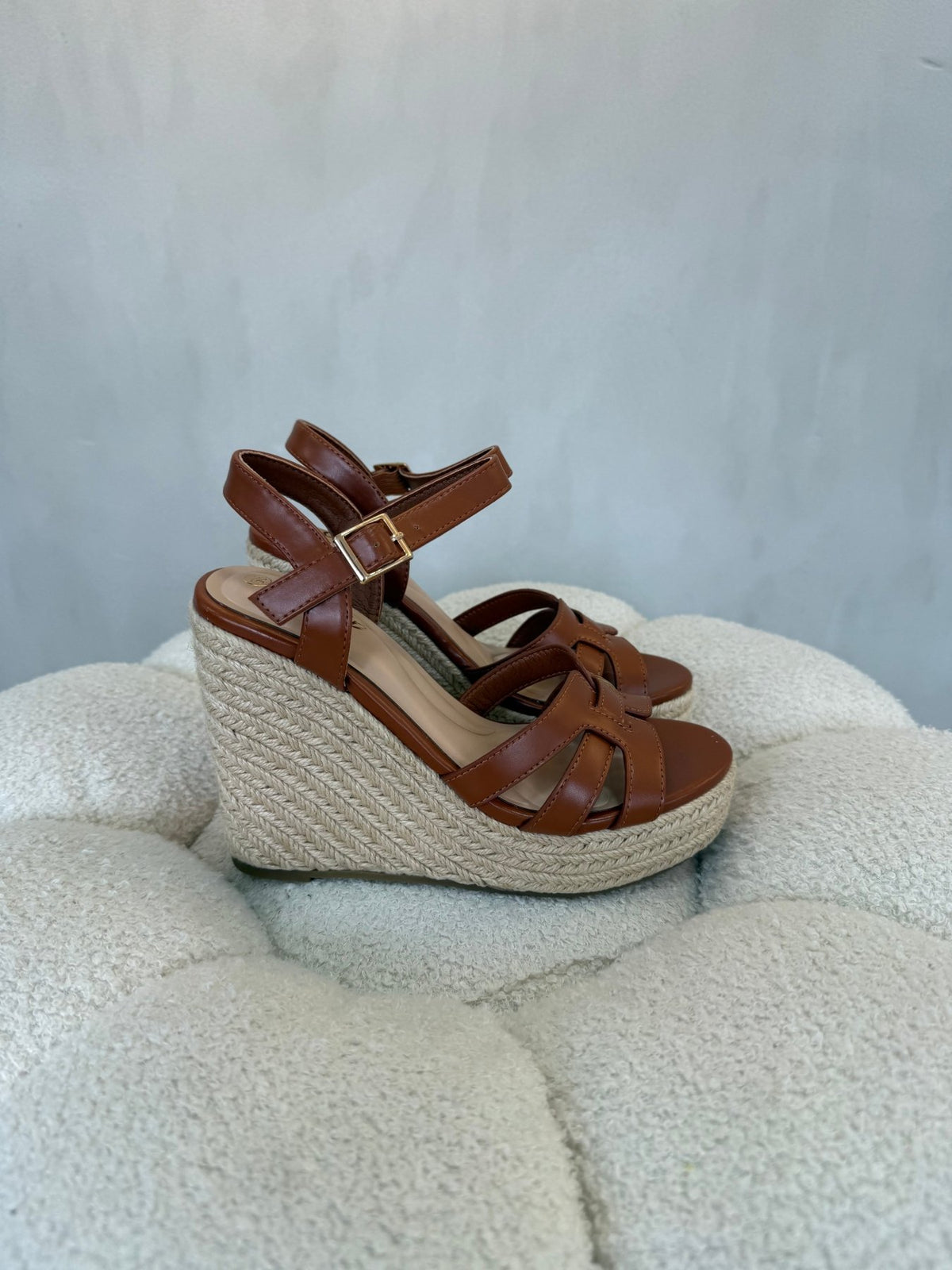 15137 Sandalias Tan - ZOÉ BRAND