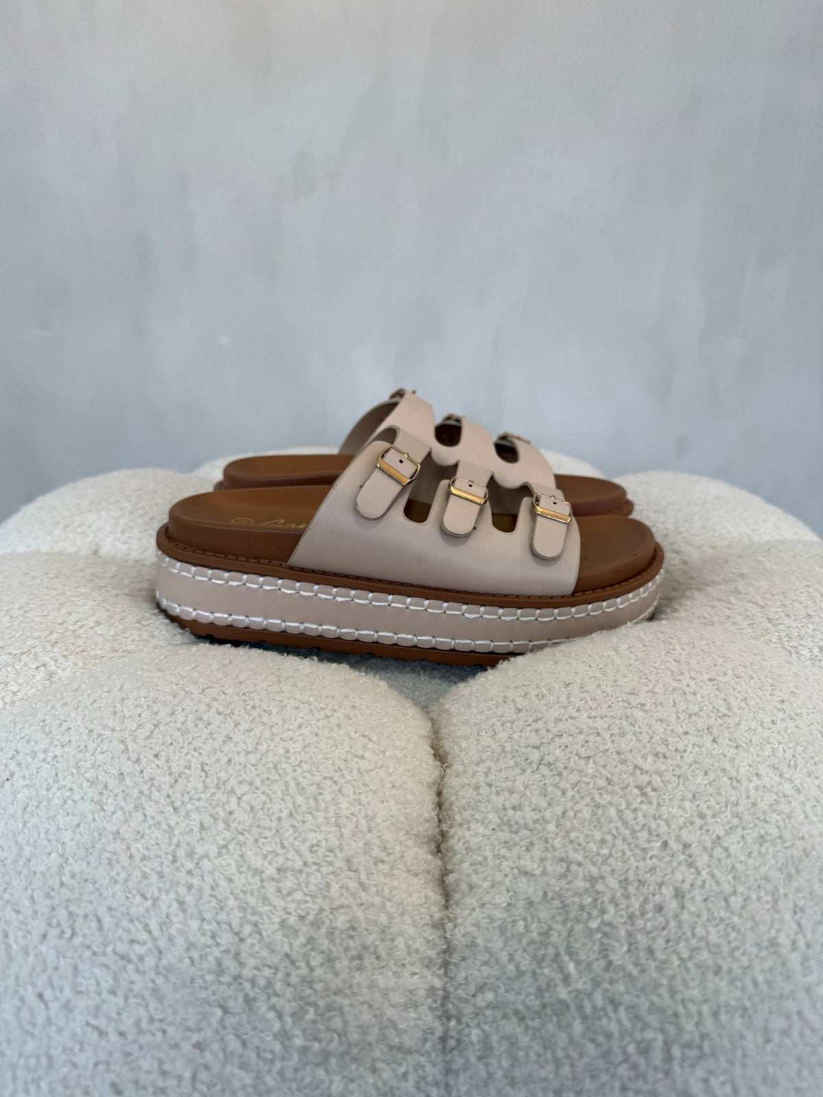 15143 Sandalias Beige Tan - ZOÉ BRAND
