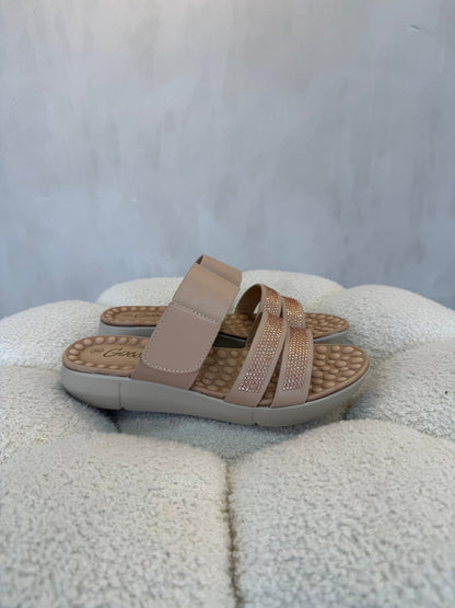 15150 Sandalias Nude Patent - ZOÉ BRAND 2026 brillos chancletas