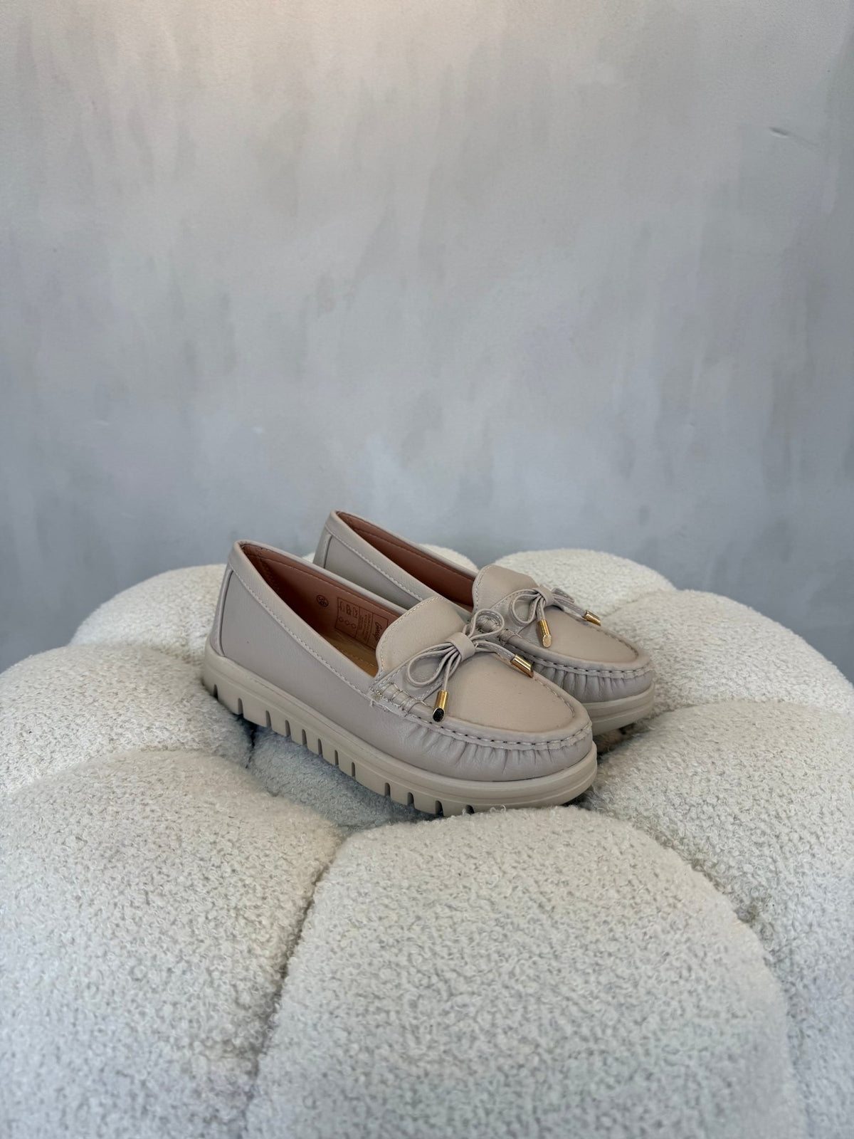 15154 Mocasines Full Beige - ZOÉ BRAND 2026 beige clásico