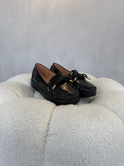 15156 Mocasines Full Black Patent - ZOÉ BRAND 2026 charol clásico
