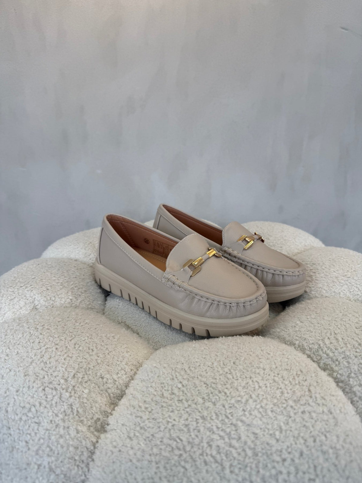 15158 Mocasines Full Beige - ZOÉ BRAND 2026 beige clásico