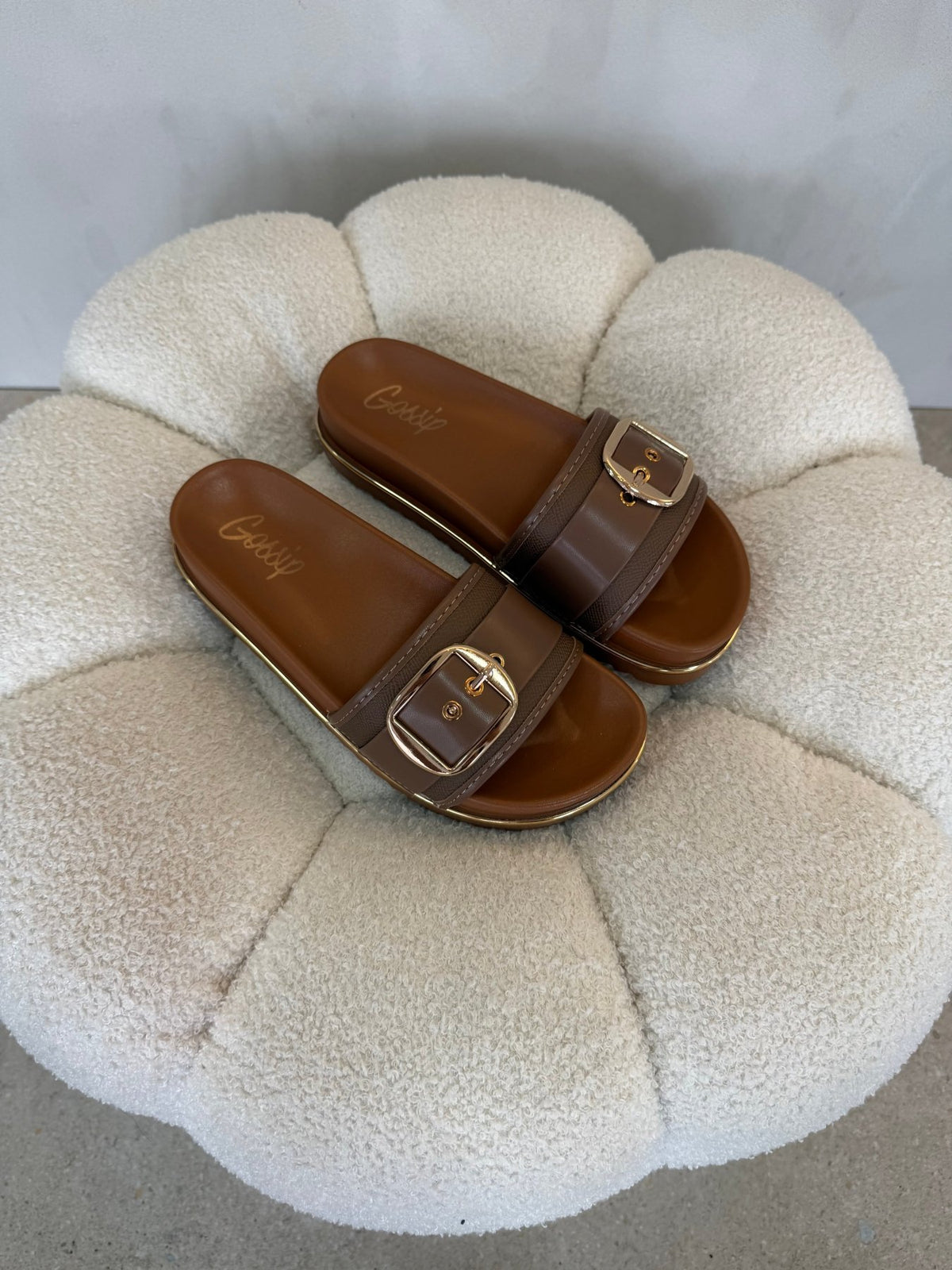 15174 Sandalias Brown - ZOÉ BRAND 2026 brown chancletas