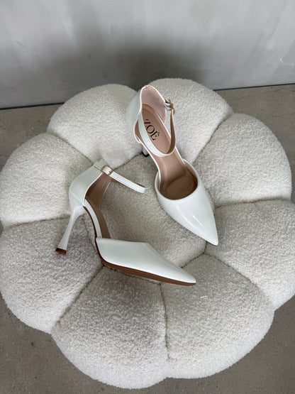 Tacones Blanco Charol 15015 Hebilla Stiletos Ejecutivo Zoé Brand Costa Rica