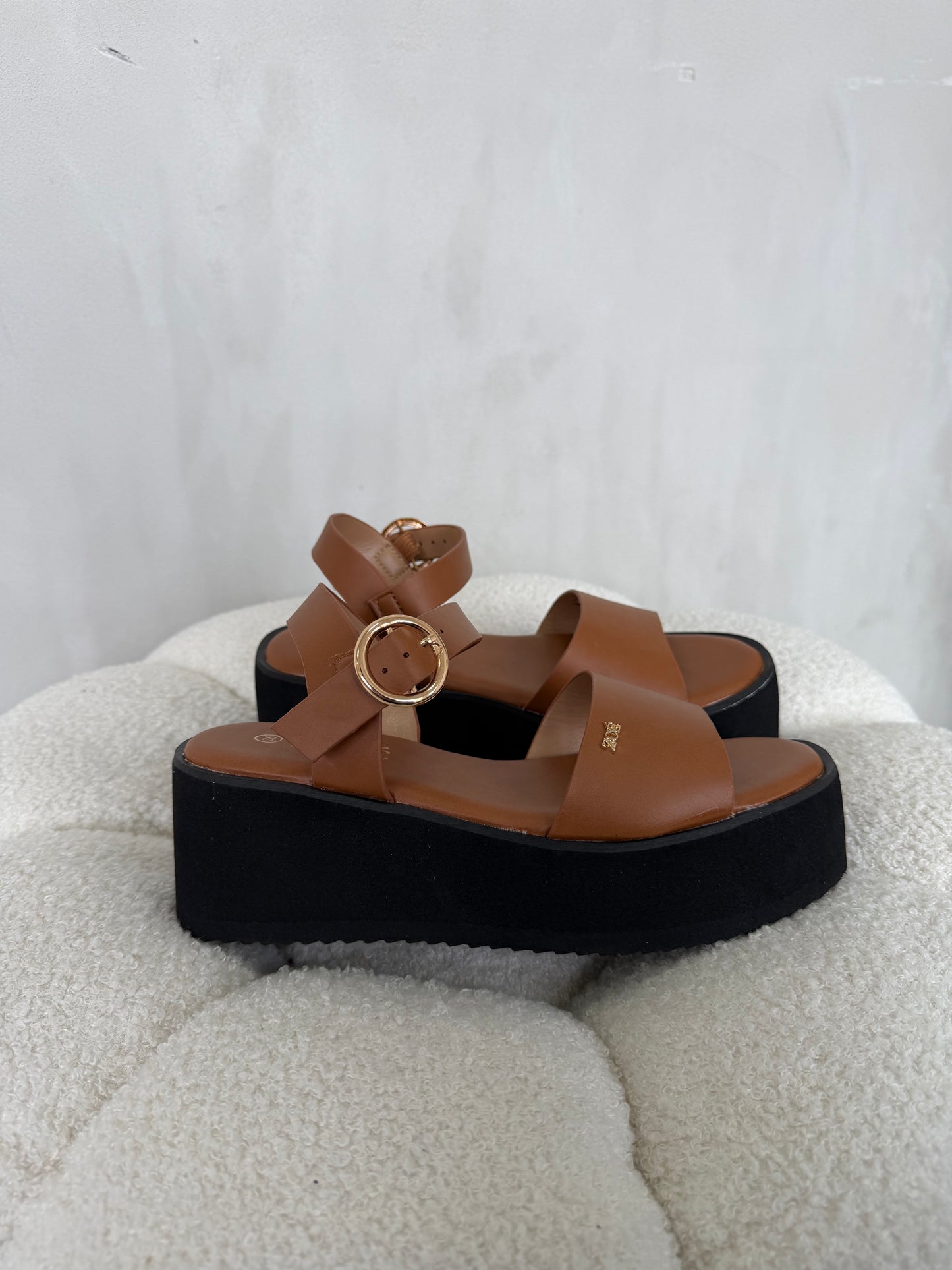 Sandalias 14932 z017 tan