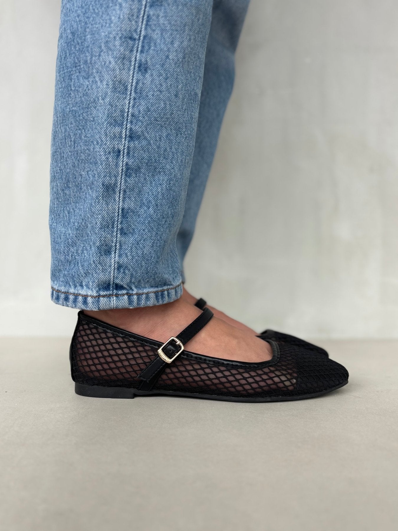Bailarinas Negras 13766 Hebilla Mary Jane Casual de mujer Zoé Brand Costa Rica