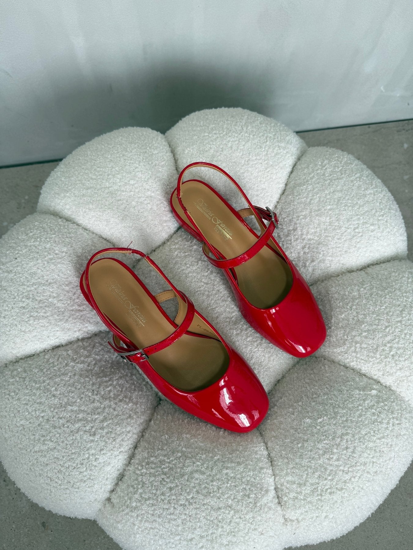 Bailarinas Rojo Charol 15039 Hebilla Slingback Casual Zoé Brand Costa Rica