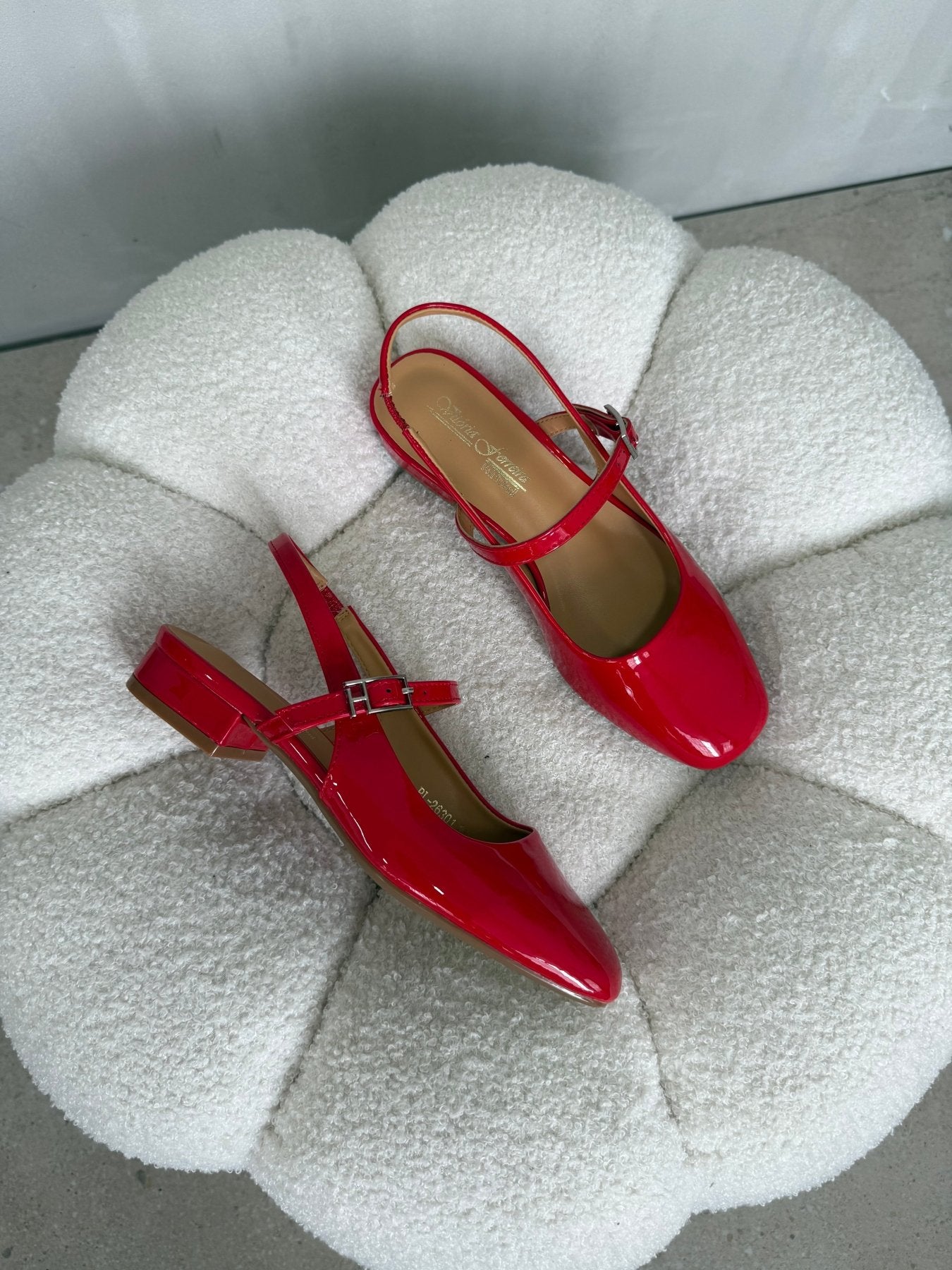 Bailarinas Rojo Charol 15039 Hebilla Slingback Casual Zoé Brand Costa Rica