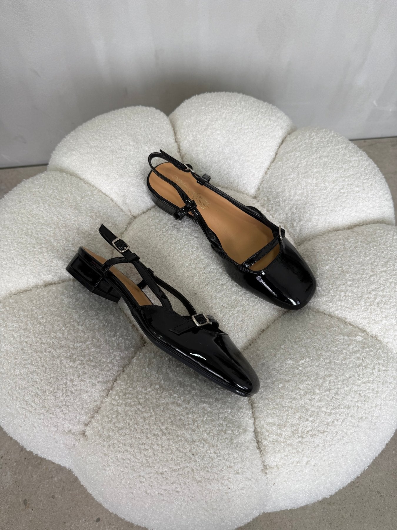 Bailarinas Negro Charol 15041 Mary Jane Slingback con Hebilla, Casual Zoé Brand Costa Rica