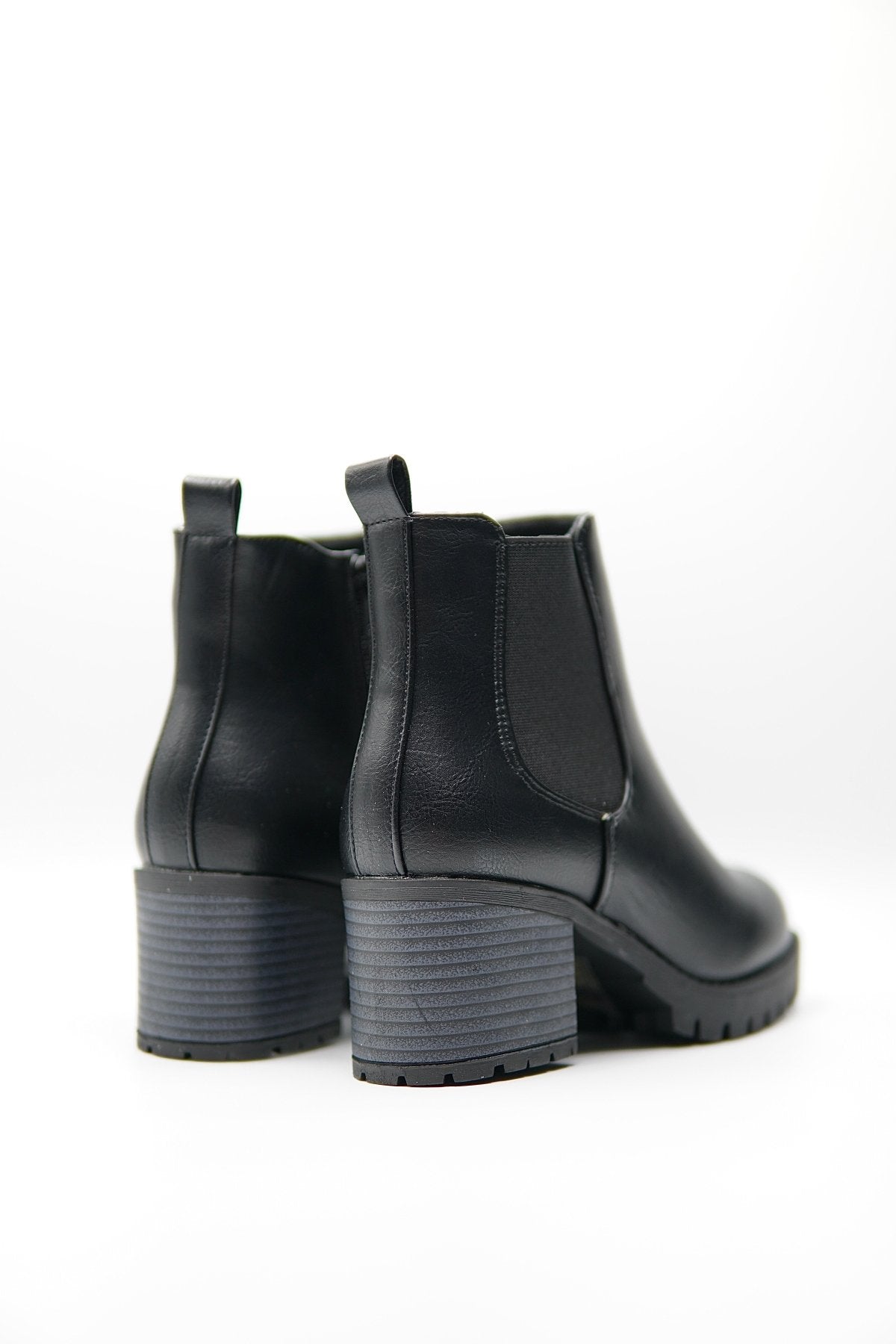 Botines Negro Plataforma 14833 Casual de mujer Zoé Brand Costa Rica