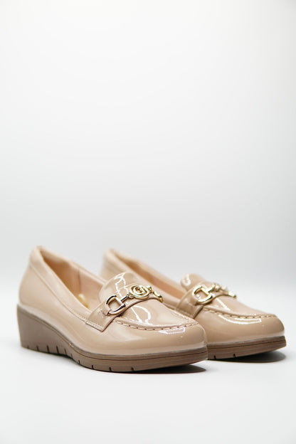 Mocasines Beige Charol Cuña 14788 Casual de mujer Zoé Brand Costa Rica
