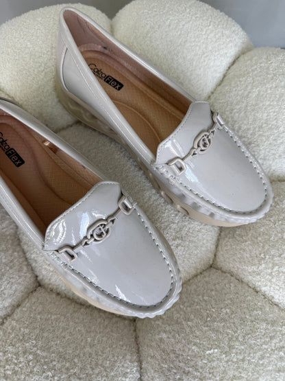 Mocasines Gris Claro Charol Plataforma 14984 Slip On Casual Zoé Brand Costa Rica
