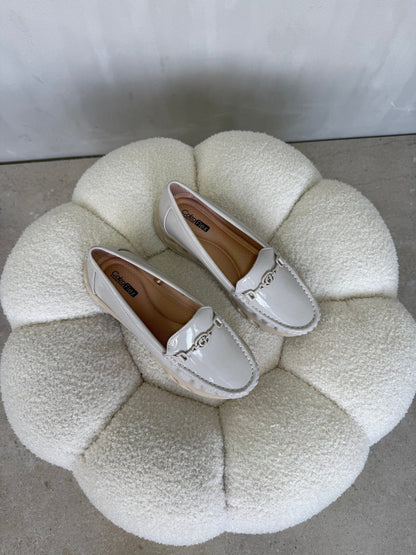 Mocasines Gris Claro Charol Plataforma 14984 Slip On Casual Zoé Brand Costa Rica