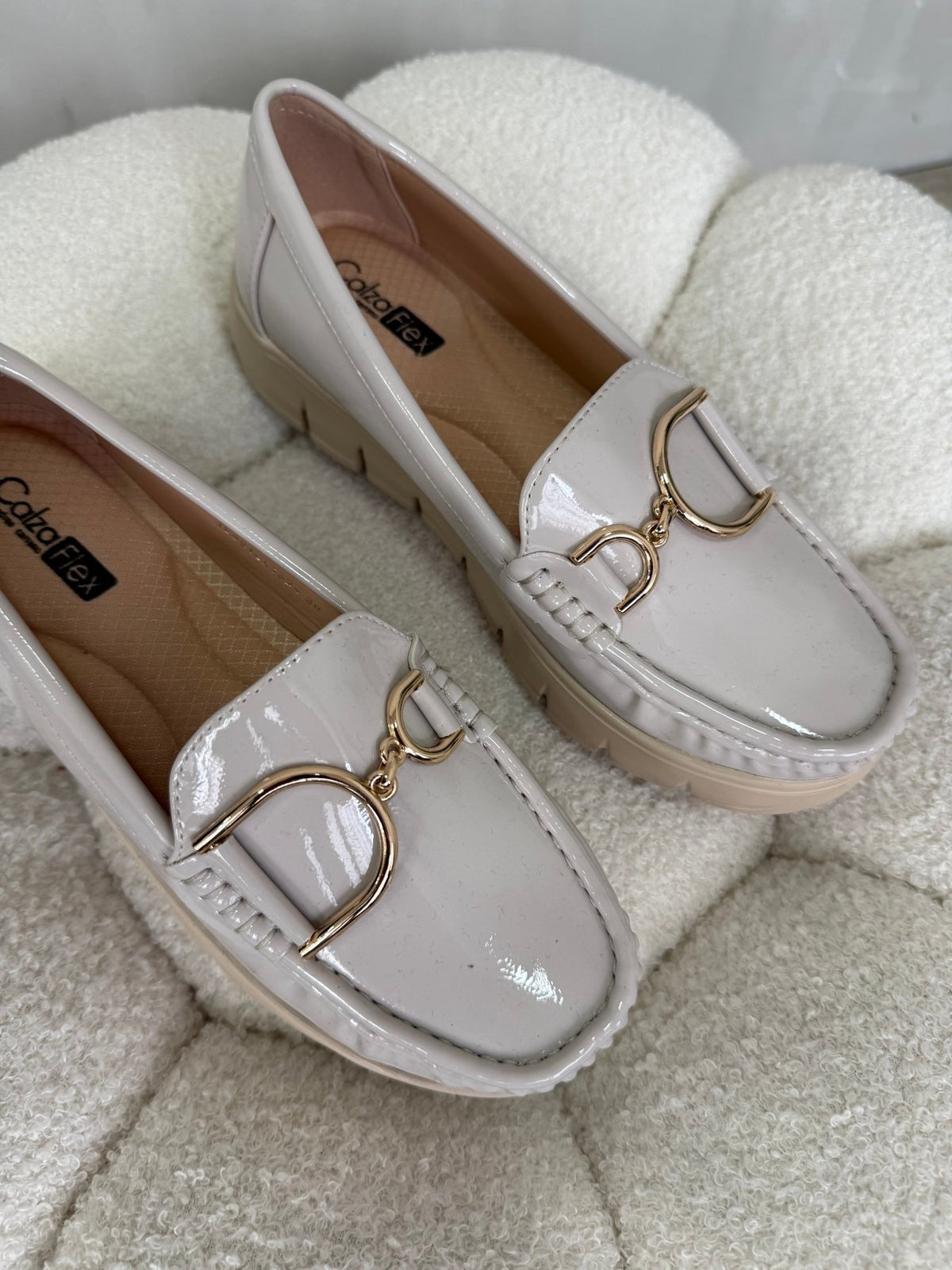 Mocasines Gris Claro Charol Plataforma 14990 Slip On Casual Zoé Brand Costa Rica