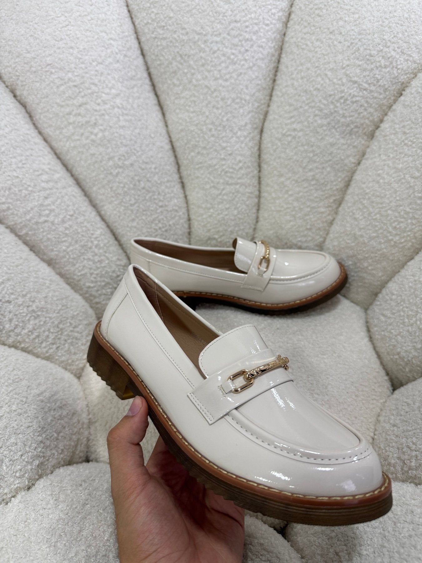 Mocasines Blanco Charol 15032 Ejecutivo Zoé Brand Costa Rica - ZOÉ BRAND 2026 disponible-35 disponible-36