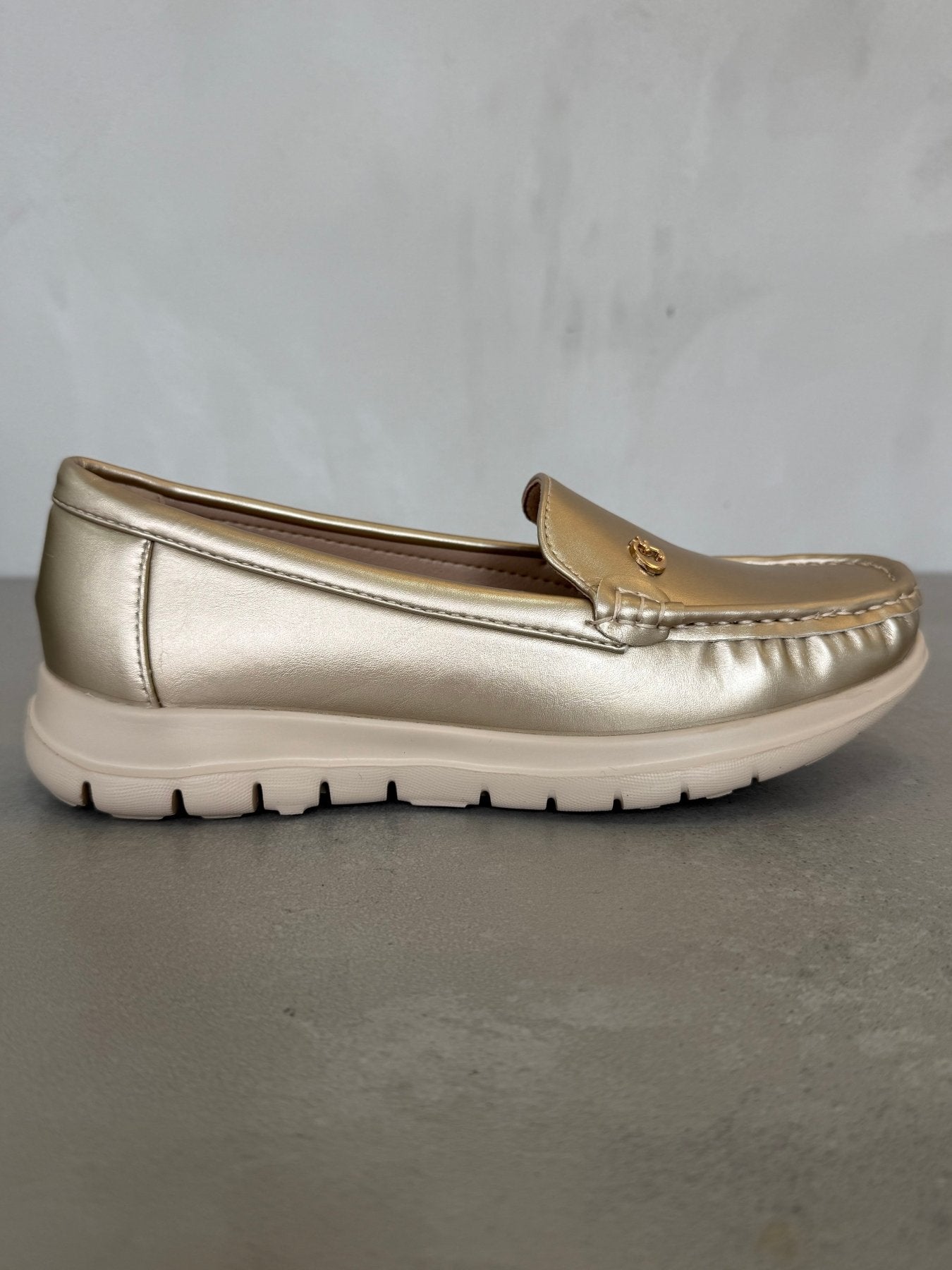 Mocasines Dorado 14564 Slip On Casual de mujer Zoé Brand Costa Rica - ZOÉ BRAND 2025 disponible-35 disponible-36