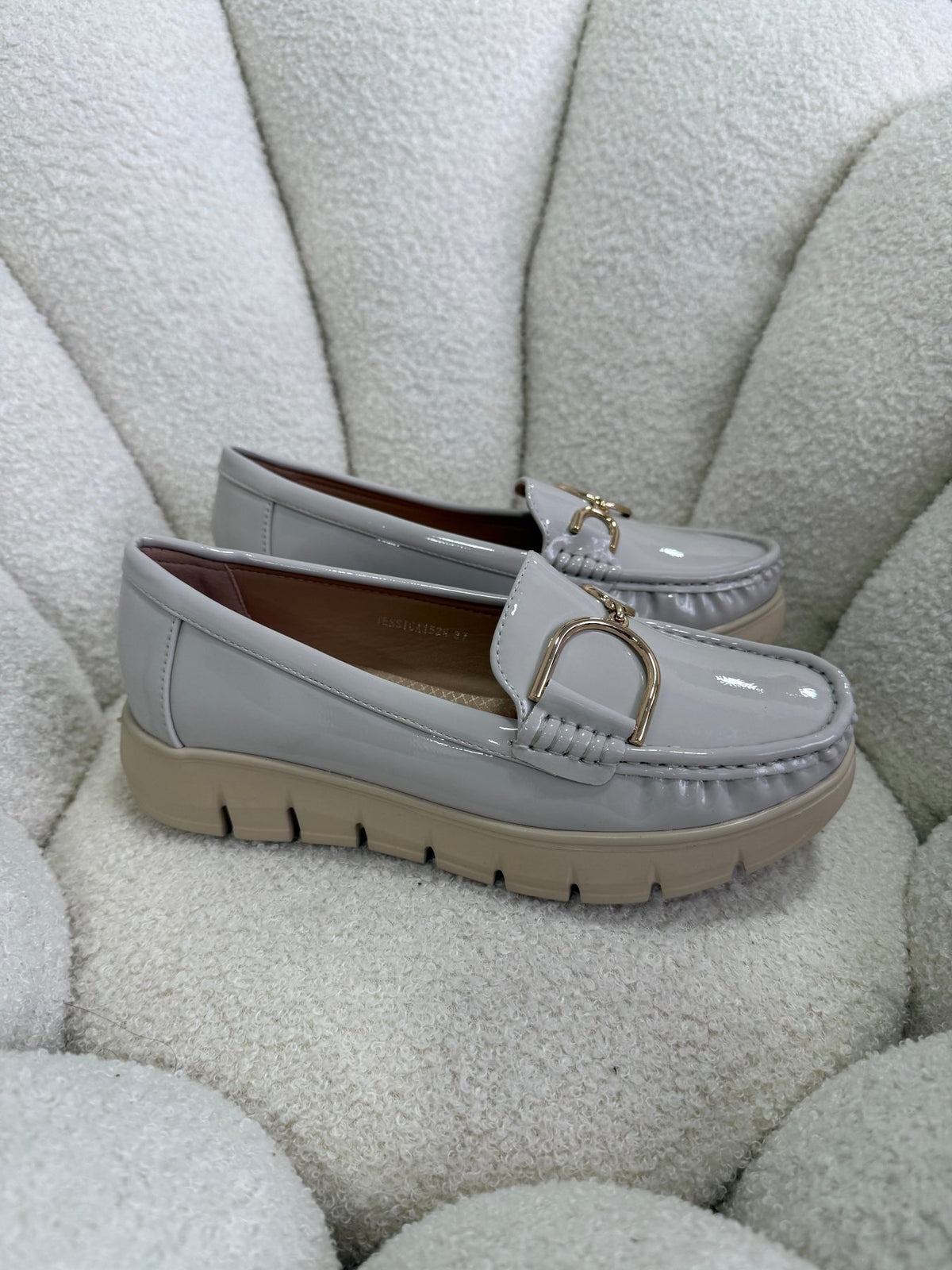 Mocasines Gris Claro Charol Plataforma 14990 Slip On Casual Zoé Brand Costa Rica - ZOÉ BRAND 2026 charol disponible-35