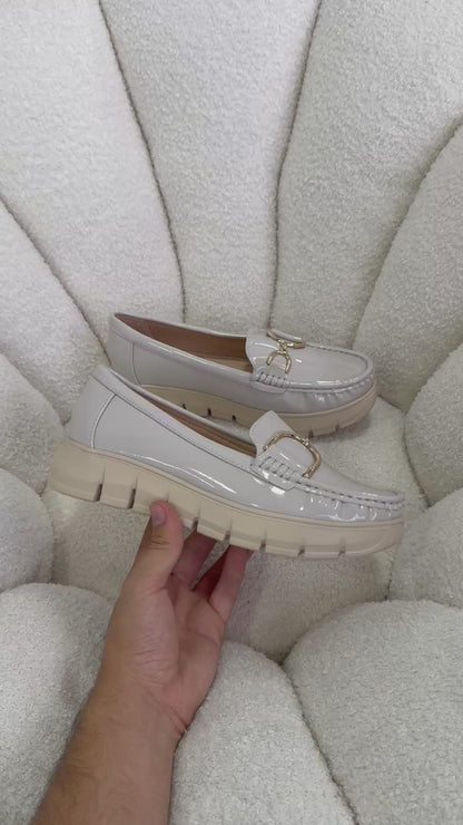 Mocasines Gris Claro Charol Plataforma 14990 Slip On Casual Zoé Brand Costa Rica