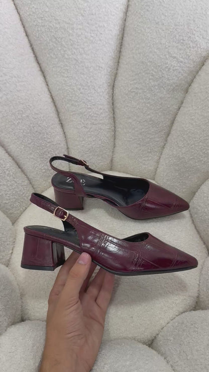 Tacones Burdeos 15008 Hebilla Slingback Animal Print Ejecutivo Zoé Brand Costa Rica