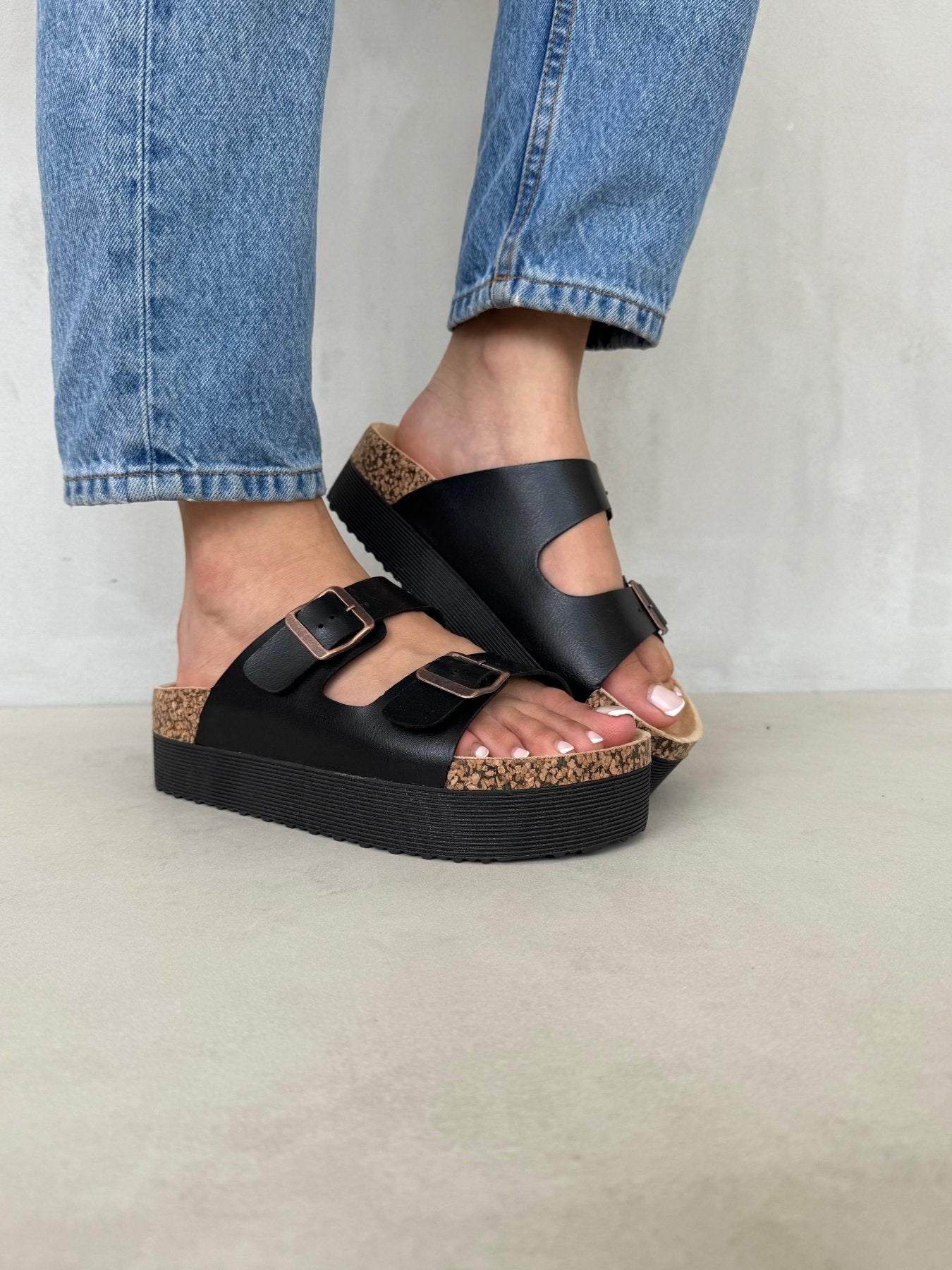 Sandalias Negras Yute Plataforma 14281 Doble Correa con Hebilla Casual de mujer Zoé Brand Costa Rica