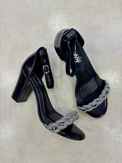 Sandalias Negras Brillos 14326 Correa con Hebilla Casual de mujer Zoé Brand Costa Rica