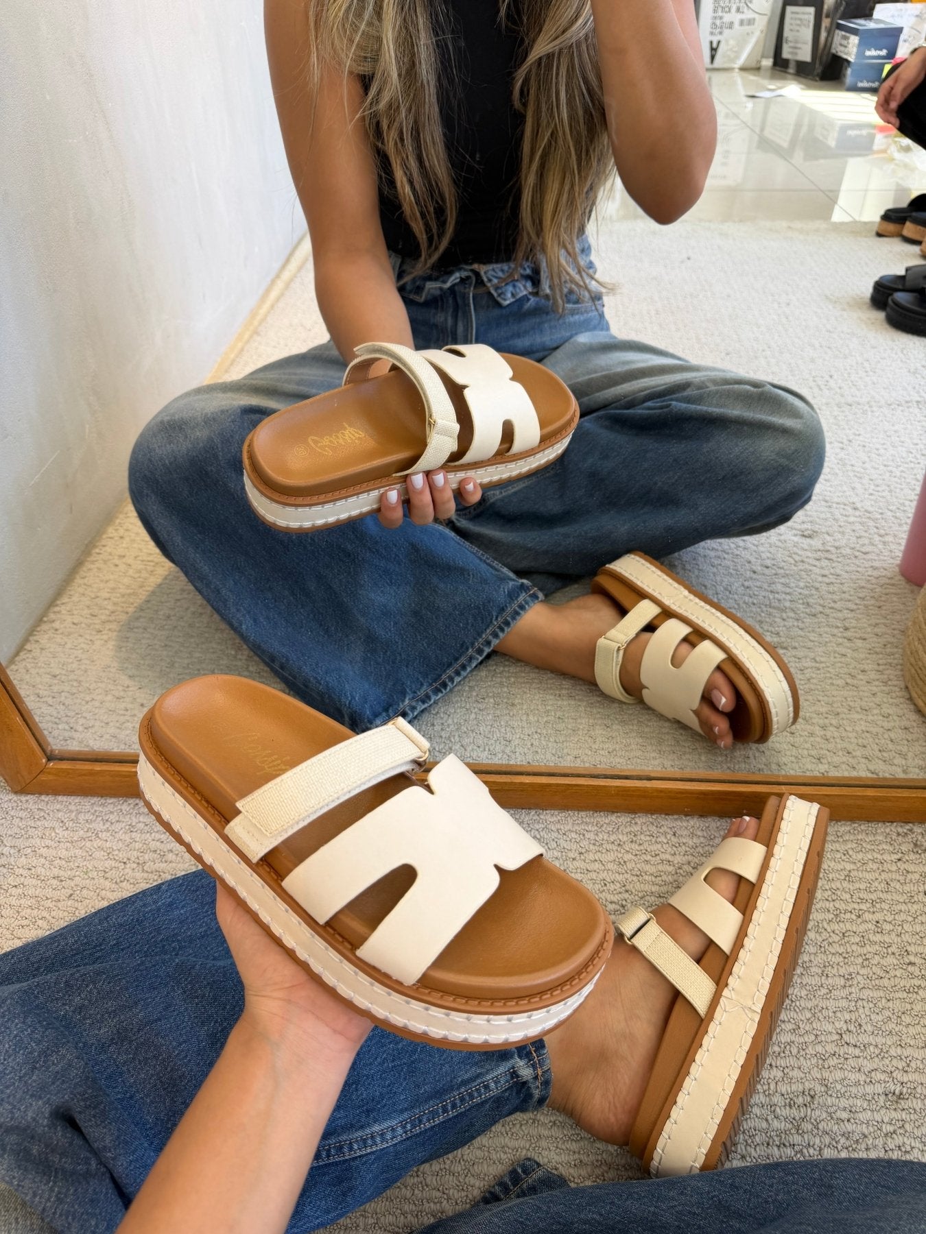 Sandalias Blanco Plataforma 14346 Velcro Casual de mujer Zoé Brand Costa Rica