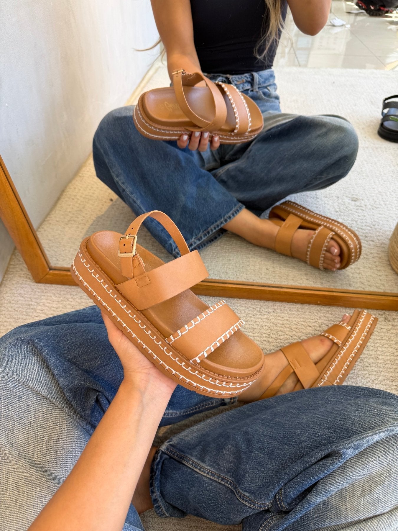 Sandalias Camel Plataforma 14351 Doble Correa con Hebilla Slingback Casual Zoé Brand Costa Rica