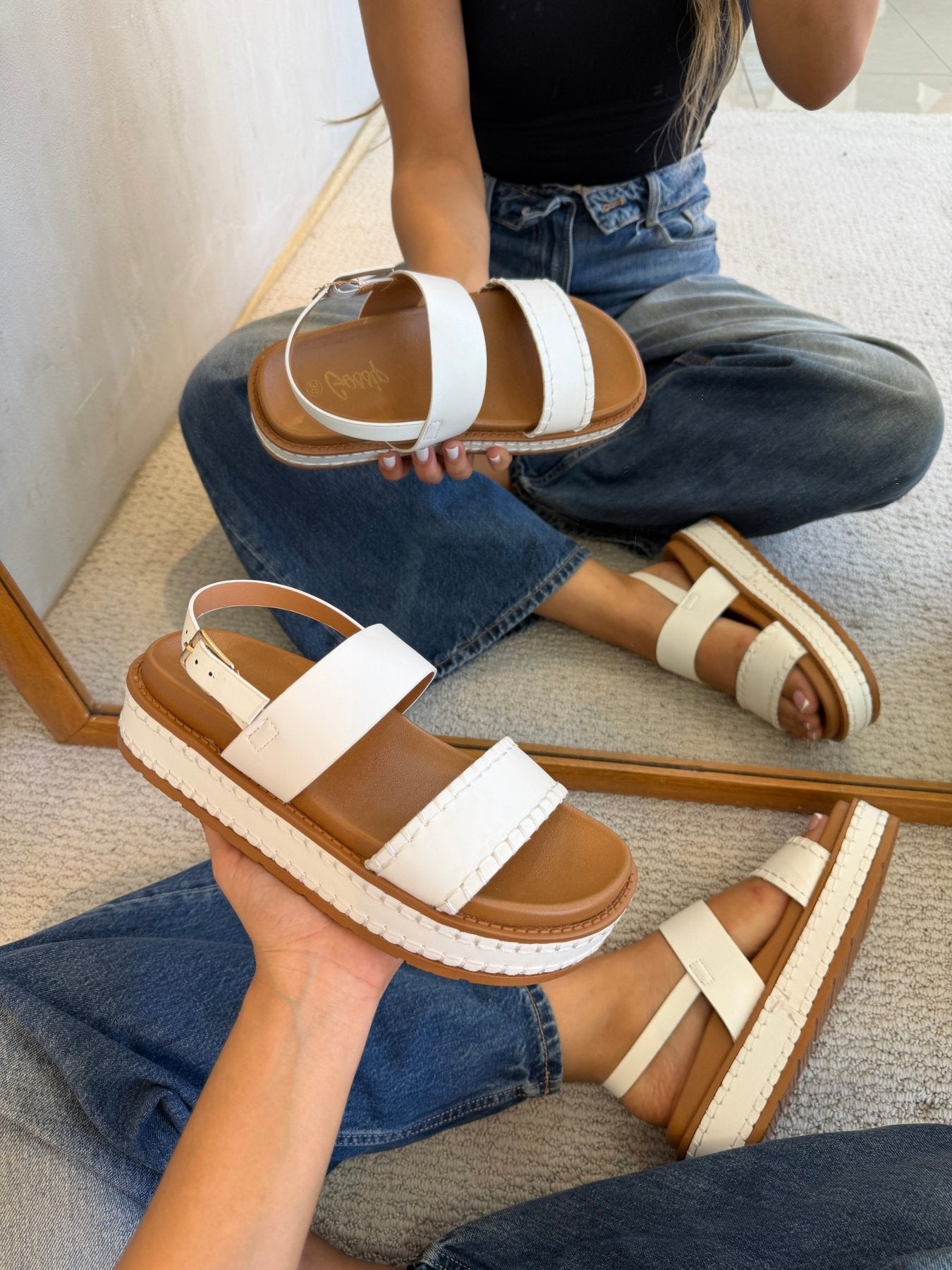 Sandalias Blanco Plataforma 14352 Doble Correa con Hebilla Slingback Casual Zoé Brand Costa Rica