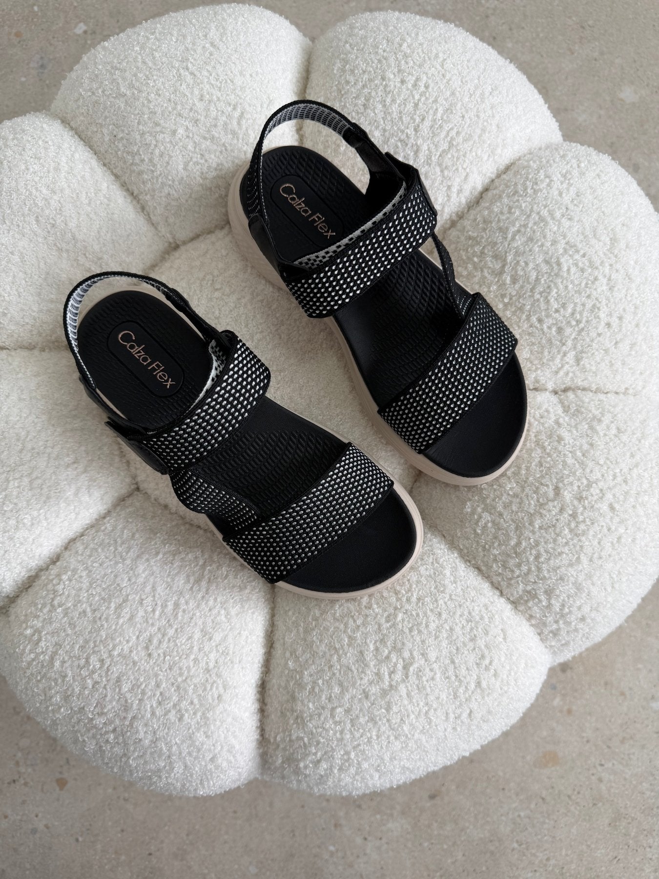 Sandalias Negro Brillos Plataforma 14775 Velcro Casual de mujer Zoé Brand Costa Rica