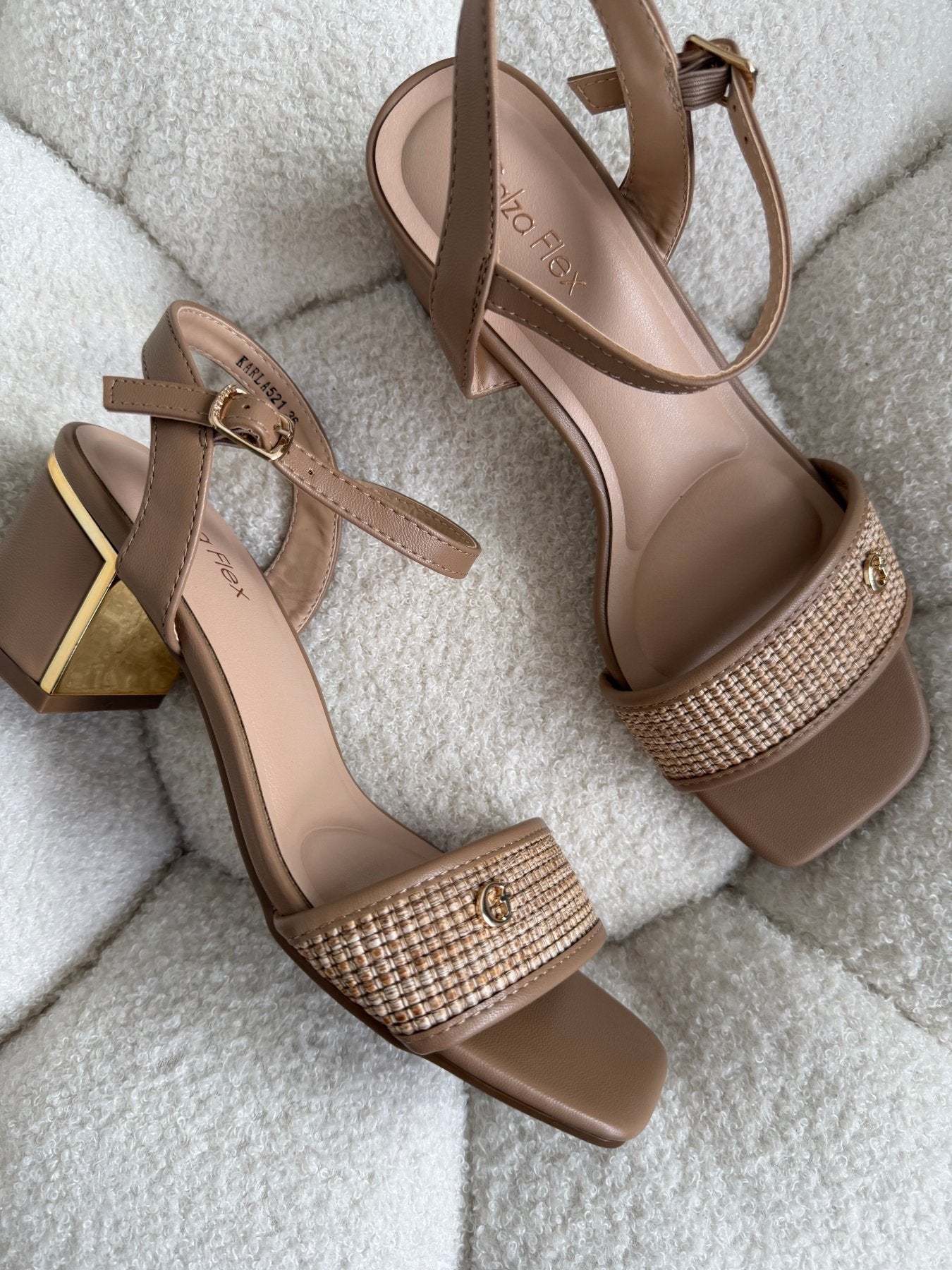 Tacones Beige Yute 14778 Hebilla de mujer Zoé Brand Costa Rica
