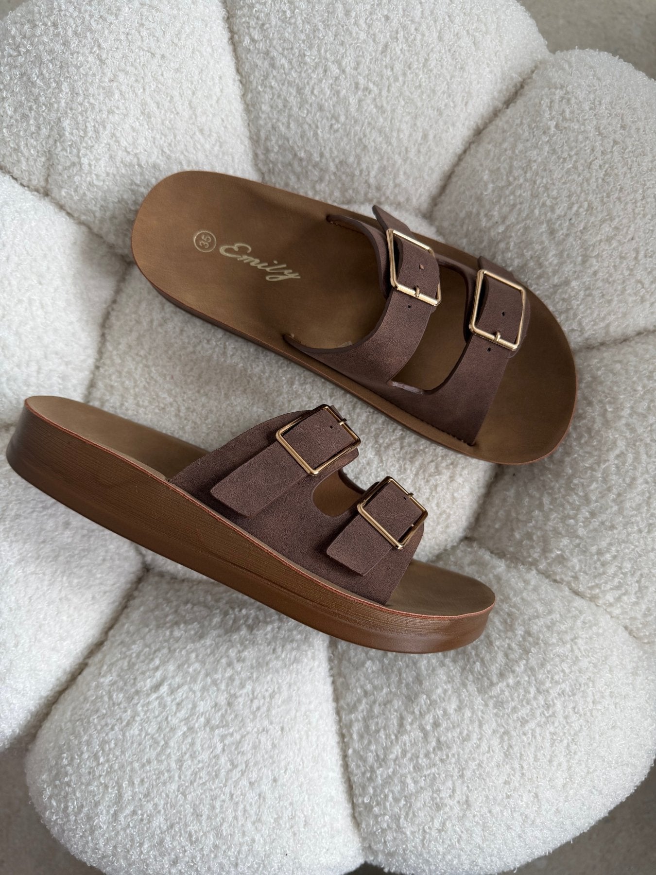 Sandalias Café Plataforma Flat 14800 Doble Correa Hebillas Casual de mujer Zoé Brand Costa Rica