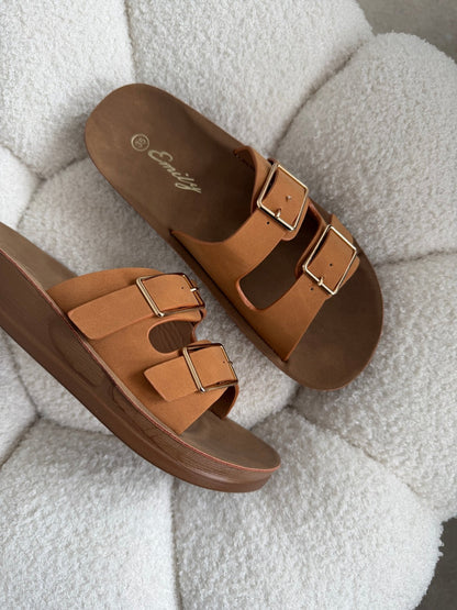 Sandalias Tan Plataforma Flat 14801 Doble Correa Hebillas Casual de mujer Zoé Brand Costa Rica