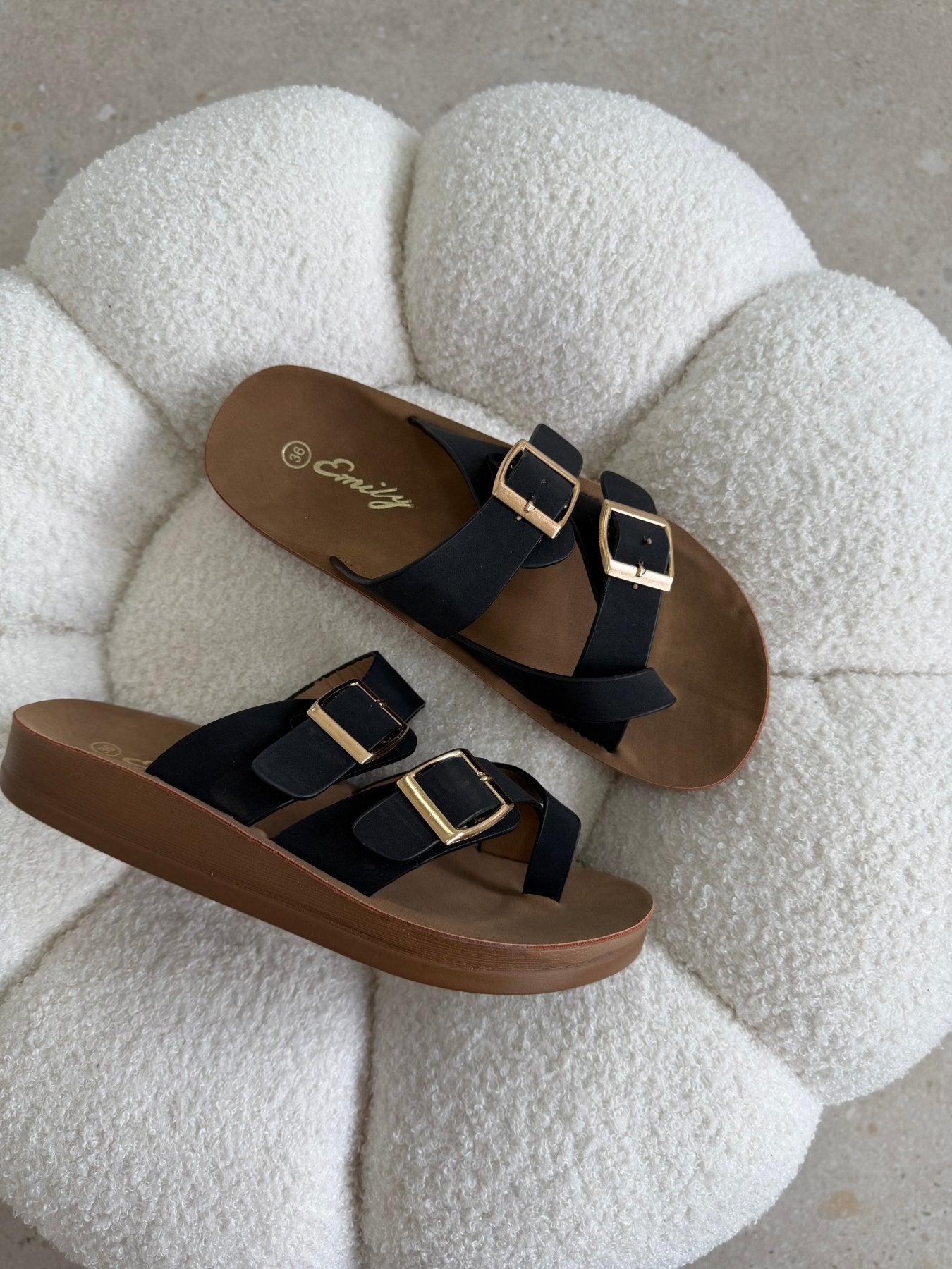 Sandalias Negro Plataforma Flat 14802 Doble Correa Hebillas Casual de mujer Zoé Brand Costa Rica