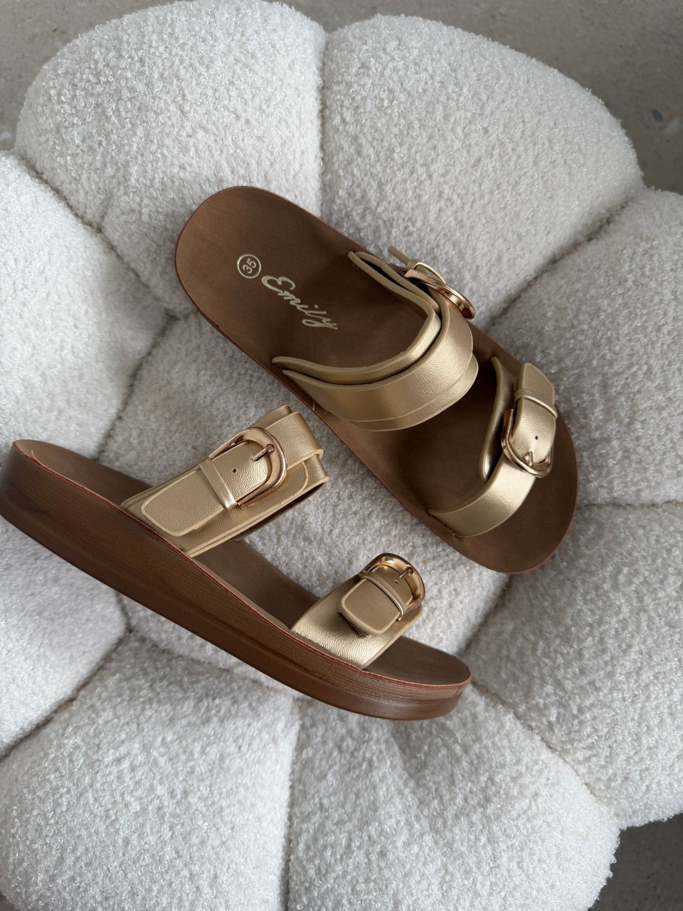 Sandalias Dorado Plataforma Flat 14806 Doble Correa Hebillas Casual de mujer Zoé Brand Costa Rica