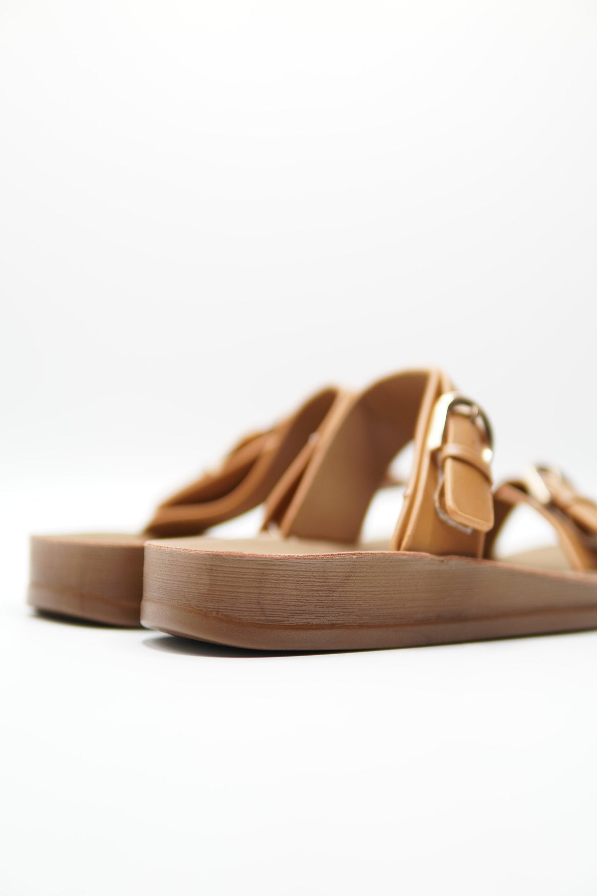 Sandalias Tan Plataforma Flat 14807 Doble Correa Hebillas Casual de mujer Zoé Brand Costa Rica