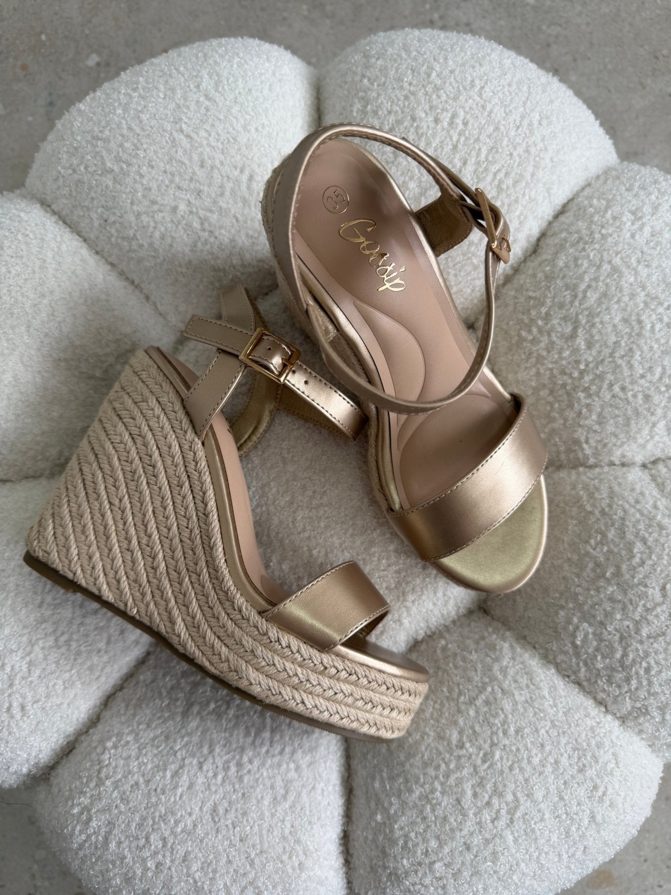 Tacones Dorado Yute Cuña 14812 Hebilla de mujer Zoé Brand Costa Rica