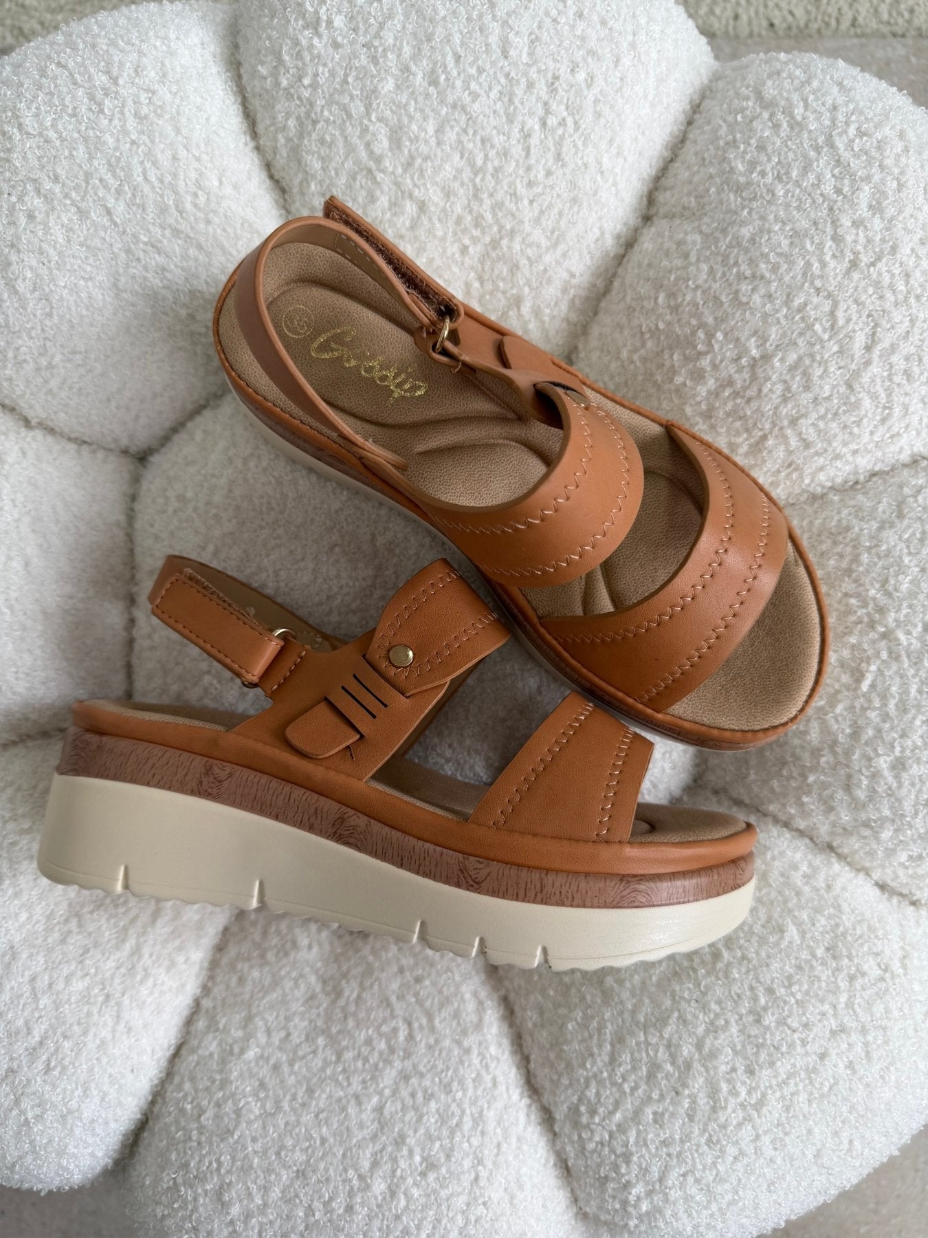 Sandalias Tan Plataforma 14825 Velcro Casual de mujer Zoé Brand Costa Rica