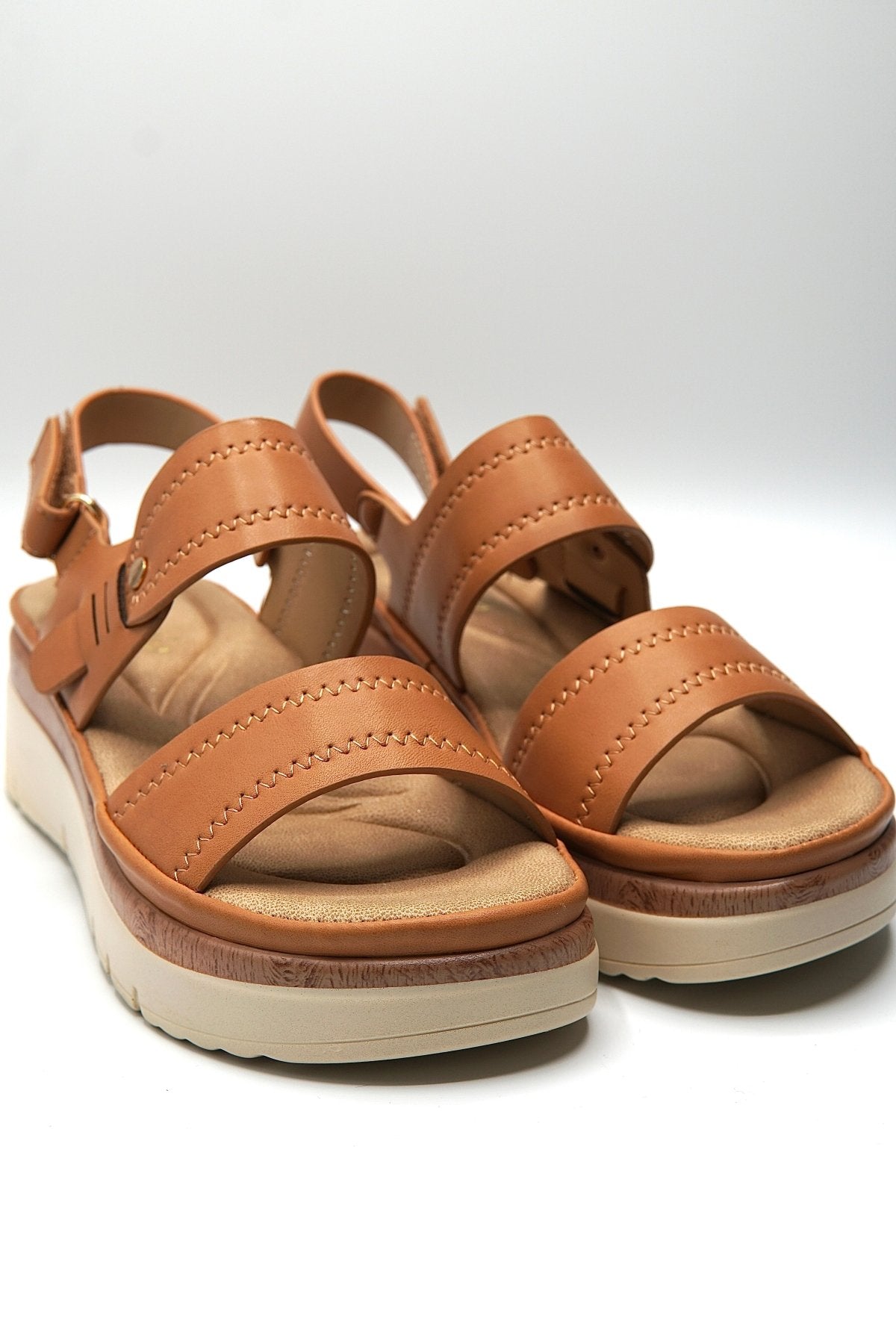 Sandalias Tan Plataforma 14825 Velcro Casual de mujer Zoé Brand Costa Rica