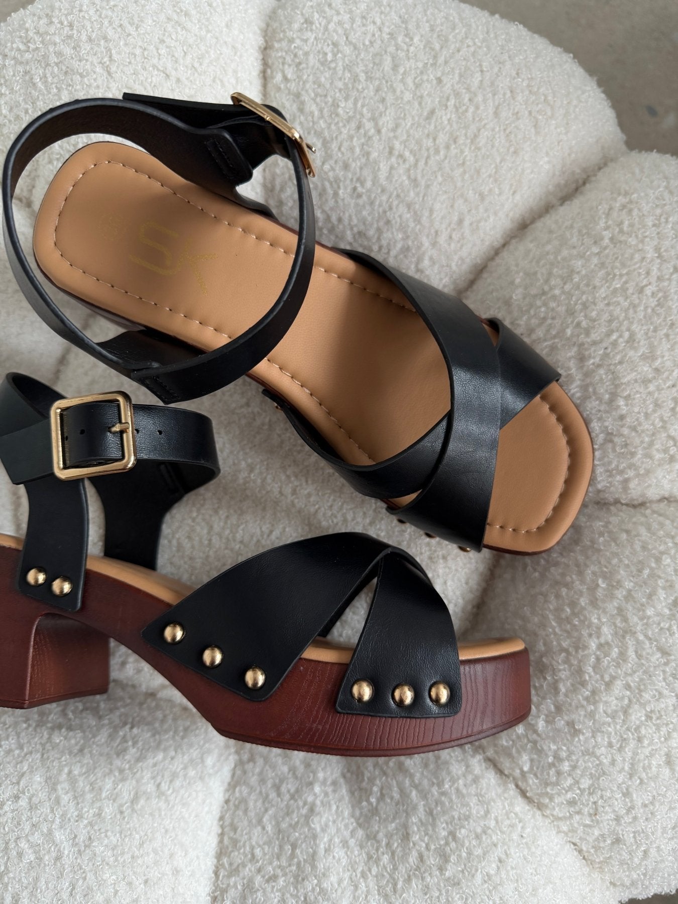 Sandalias Negro Plataforma 14863 Hebilla Casual de mujer Zoé Brand Costa Rica