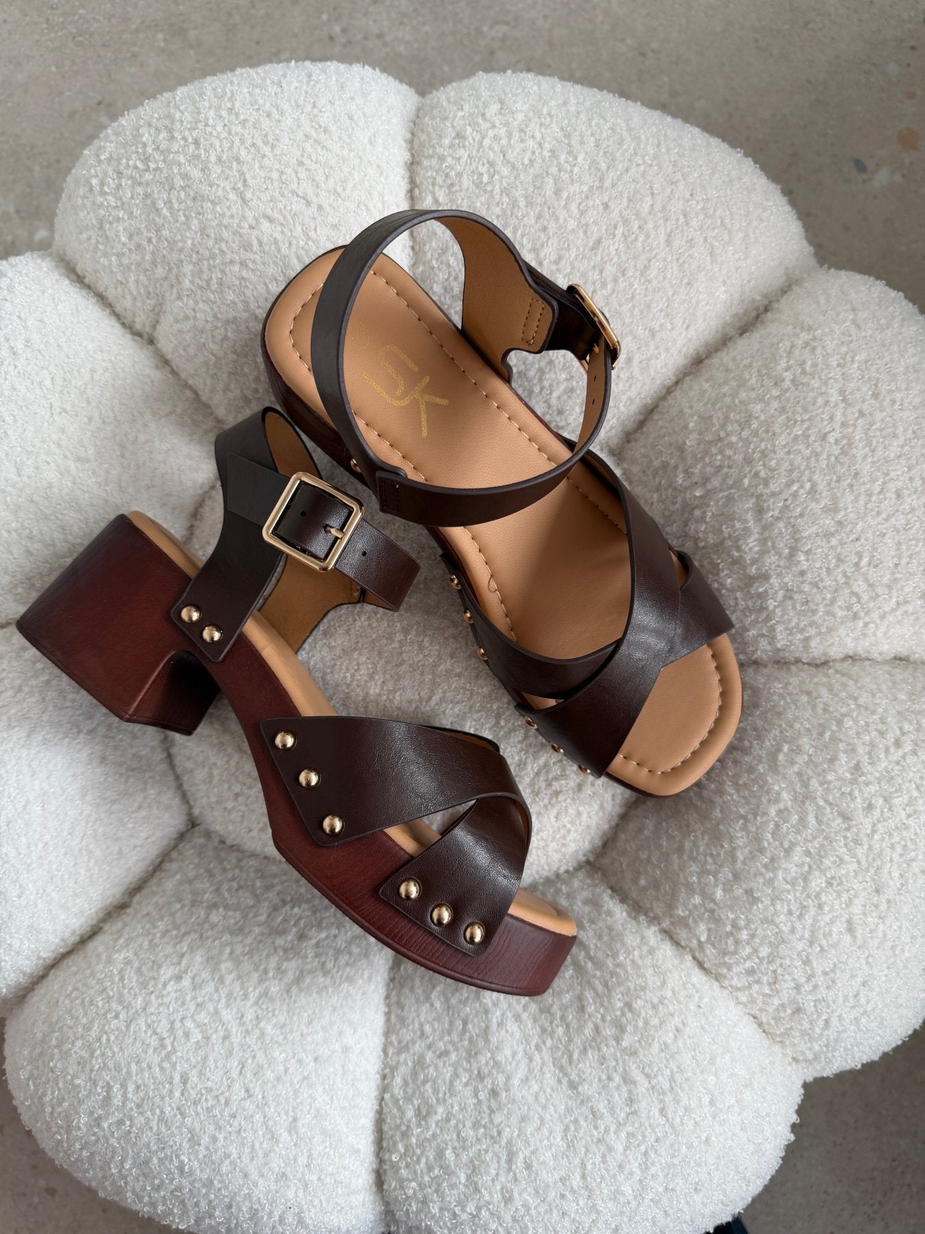 Sandalias Café Plataforma 14864 Hebilla Casual de mujer Zoé Brand Costa Rica