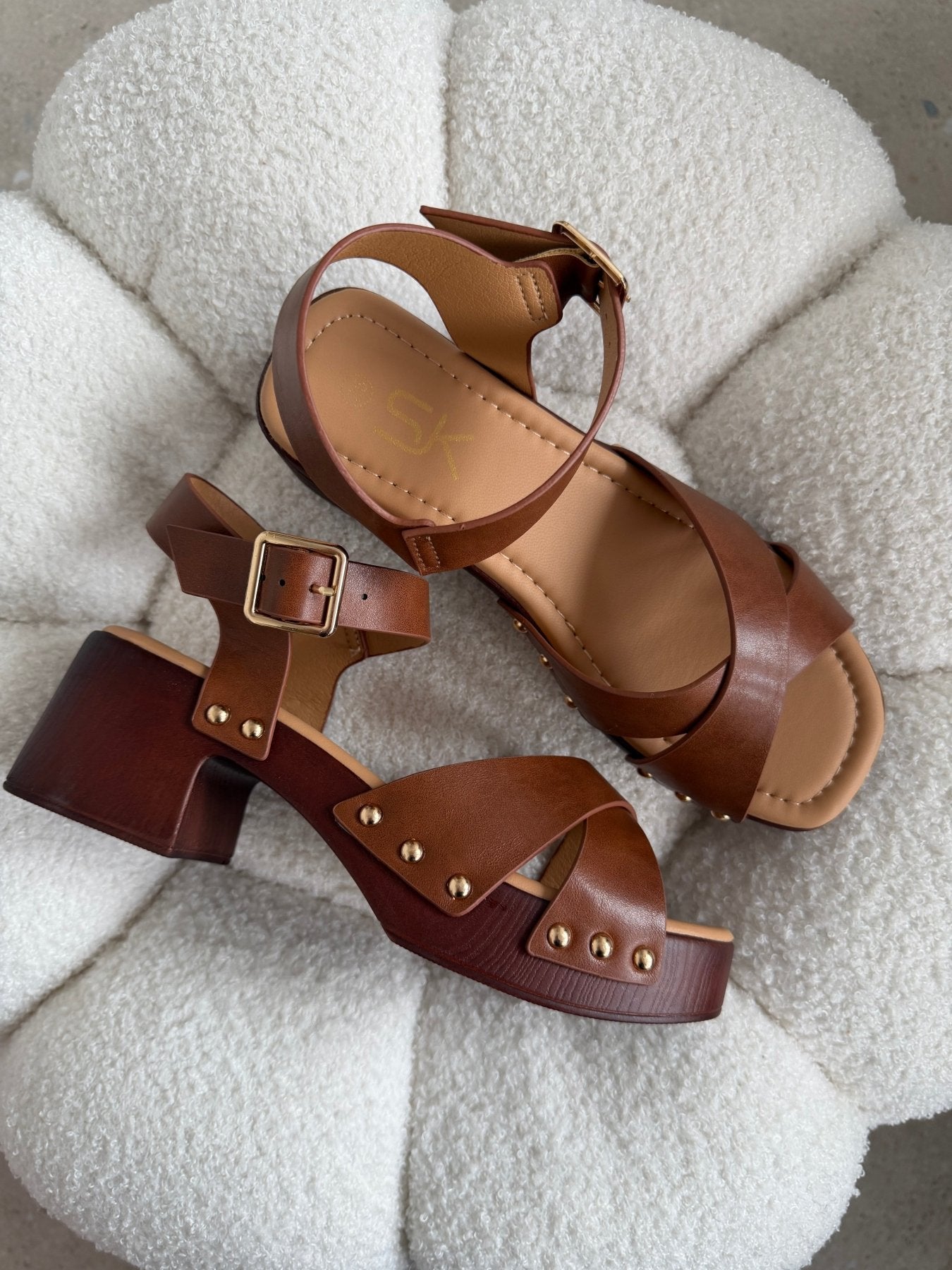Sandalias Camel Plataforma 14865 Hebilla Casual de mujer Zoé Brand Costa Rica